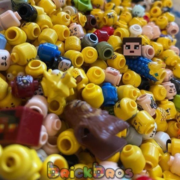 LEGO® Pre-Loved Random Head Bundles (10 Heads)